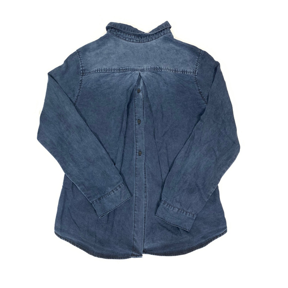 Cloth & Stone L/S V-Neck Button-Down Denim Shirt - Picture 4 of 7